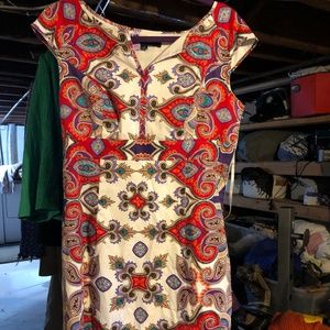 Patterned short sleeve dress